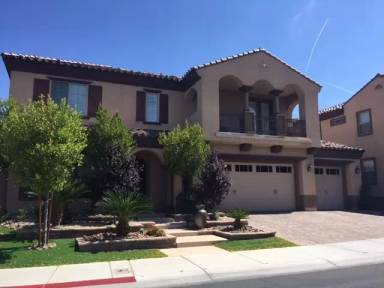 Main picture of 2352 Martinique Ave