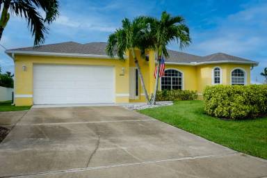 Main picture of 2606 Beach Pkwy W