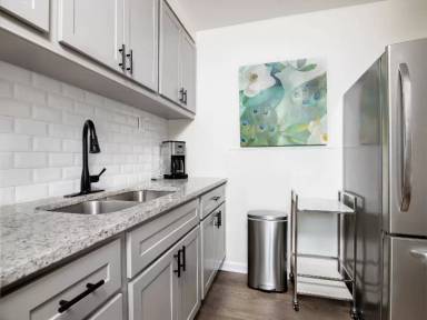 Main picture of 6630 Wise Ave