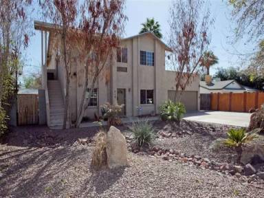 Main picture of 519 W 13th St