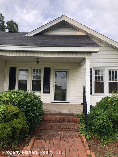 Main picture of 2313 S New Hope Rd