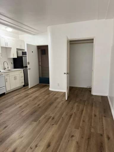Main picture of 1781 Orchid Ave