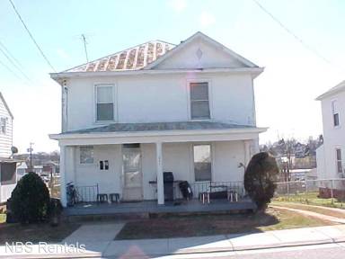 Main picture of 643 Wilton Ave
