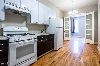 Main picture of 189 Meserole St