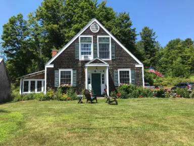 Main picture of 114 Osgood Hill Rd