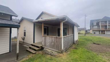 Main picture of 306 17th Ave