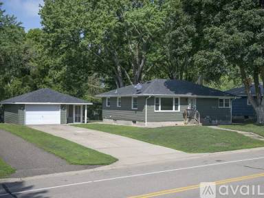 Main picture of 2069 Western Ave N