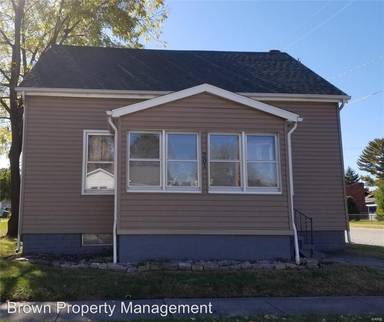 Main picture of 201 E 3rd St