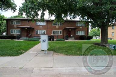 Main picture of 3526 S 82nd St