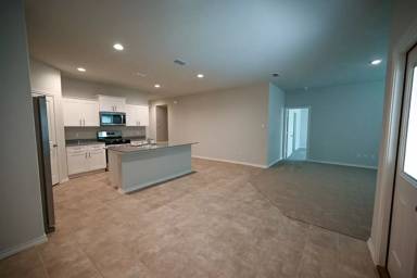 Main picture of 525 Bronze Cir E
