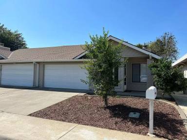 Main picture of 907 Princeton Pl