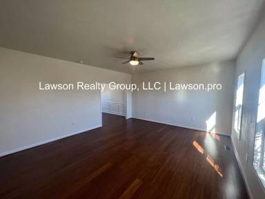 Main picture of 2080 Lawson Ln