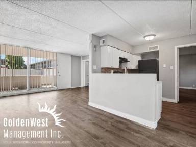 Main picture of 815 - 910 E Marlette Ave