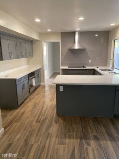 Main picture of 334 Los Pinos Way
