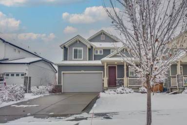Main picture of 16417 E 111th Pl