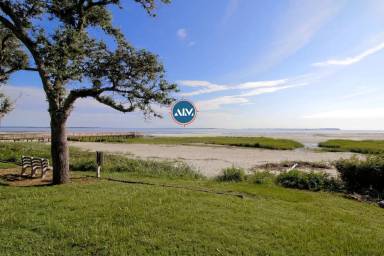 Main picture of Spa On Port Royal Sound