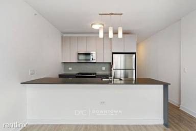 Main picture of Wells Street Towers