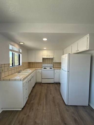 Main picture of 830 Boysen Ave