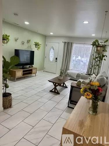 Main picture of 655 Rytko St