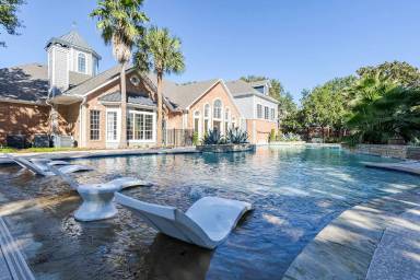 Main picture of Gramercy Park