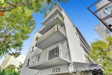 Main picture of 1225 West Ave