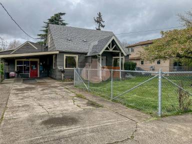 Main picture of 3365 Abrams Ave NE