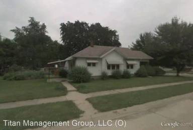 Main picture of 2800 Kossuth St