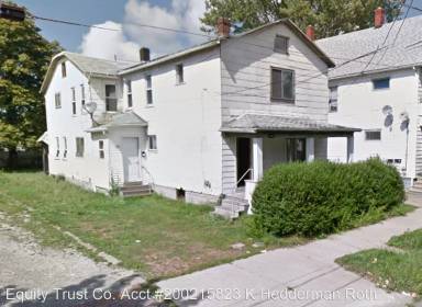 Main picture of 426 E 13th St
