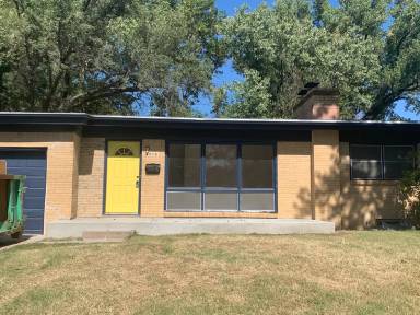 Main picture of 8316 E Morris St