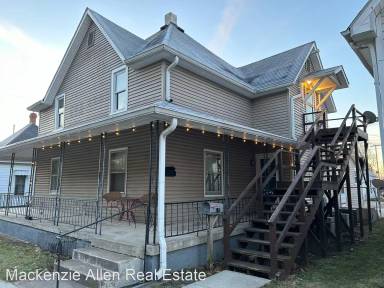 Main picture of 125 Walker St