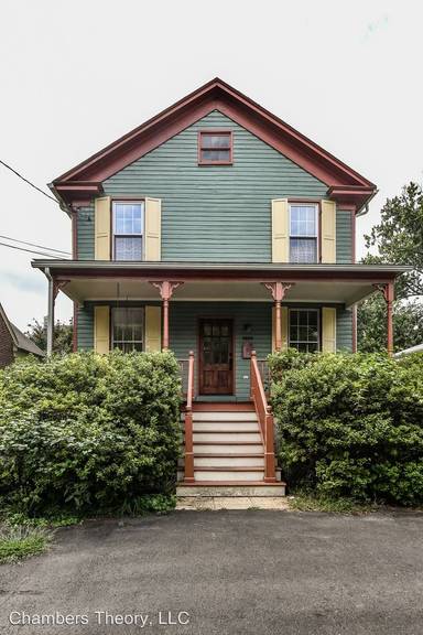 Main picture of 1554 Great Falls St