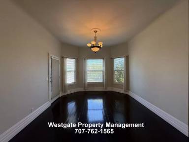 Main picture of 728 Petaluma Blvd S