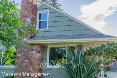 Main picture of 7035 38th Ave NE