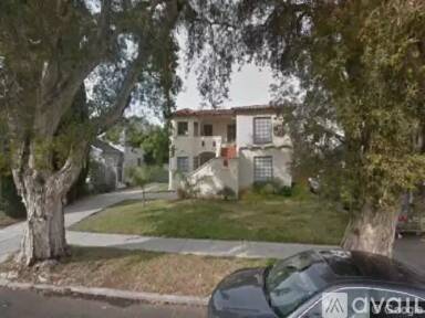 Main picture of 2027 S Curson Ave