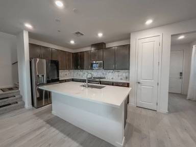 Main picture of 11647 Desert Hollow Ave