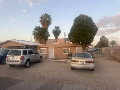 Main picture of 1089 W Schafer Dr