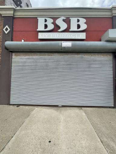 Main picture of 16907 Harper Ave