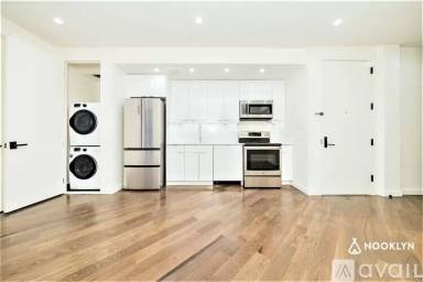 Main picture of 43 Stockholm St