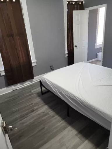 Main picture of 1906 McKean Ave