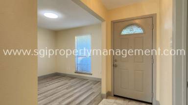 Main picture of 1515 Barclay Dr