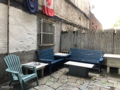 Main picture of 539 W 49th St