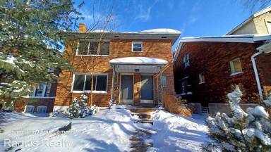 Main picture of 3747 Meramec St