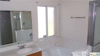 Main picture of 700 White Hawk Trl