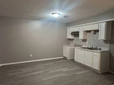 Main picture of 4310 W Burnett St