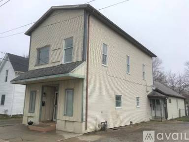 Main picture of 616 S Main St