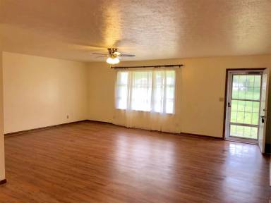 Main picture of 605 Ferrell Rd