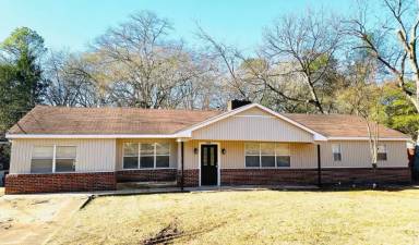 Main picture of 3522 N Wareingwood Dr