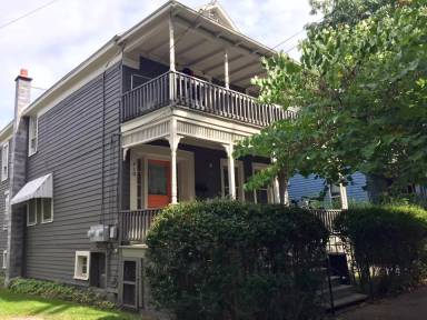 Main picture of 410 Cascadilla St