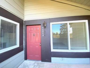 Main picture of 46848 Fernald St