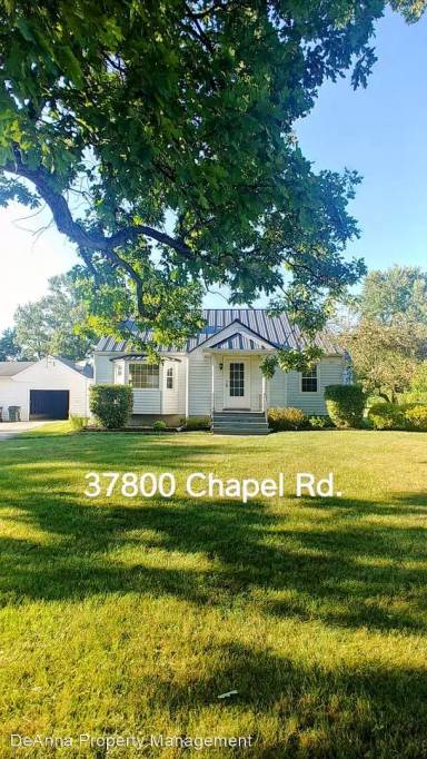 Main picture of 37800 Capel Rd